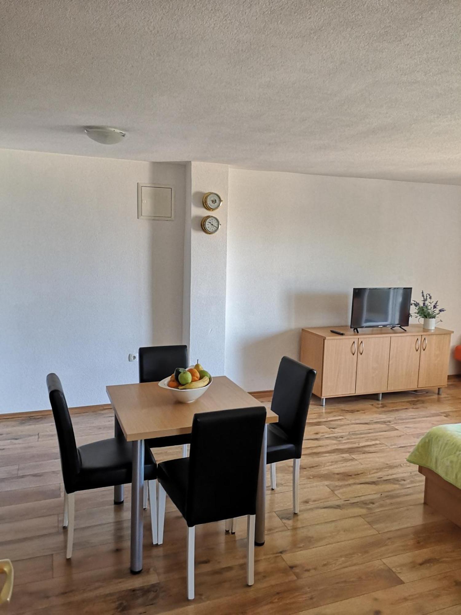 Apartmani Neva 马卡尔斯卡 外观 照片